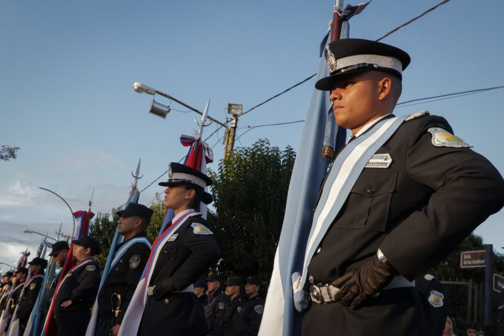 Passalacqua encabezó el acto central por el aniversario 163 de la creación de la Policía de Misiones 2 4 - LRM EXPORT 396224091028560 20190507 202202507 - 3