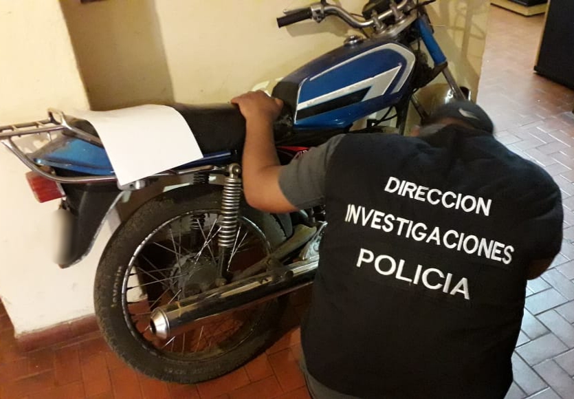 El robo a un Centro Cristiano de Garupá sumó otro detenido y vehículos secuestrados 3 6 - Segunda motocicleta - 5