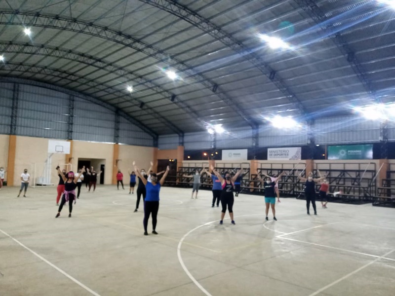 Itaembé Guazú: la Escuela Municipal de Deportes ofrece una variada oferta de actividades 1 2 - polideportivo2 - 1