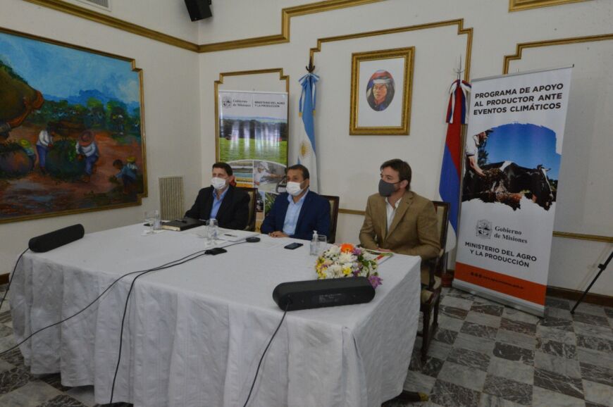 La Provincia invertirá $40 millones para la compra de insumos destinados al sector productivo 1 2 - Presentacion de programa - 1
