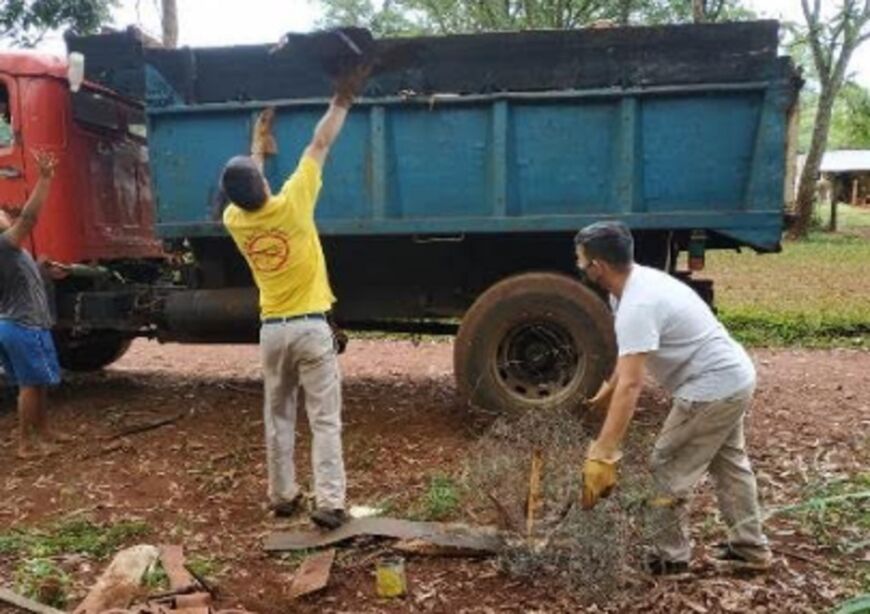 Lucha contra el dengue: continúan los operativos de prevención en municipios misioneros 1 2 - Dengue 2 1 - 1