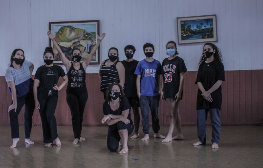 Con diversas propuestas y gran éxito, "Cultura en Movimiento" desembarcó en Jardín América 2 4 - Cultura en Movimiento 3 1 - 3
