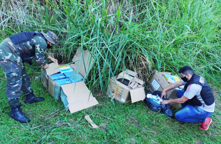 Secuestraron mercadería de contrabando valuada en más de cinco millones de pesos en Formosa y Misiones 1 2 - Secuestro de mercaderias 2 - 1