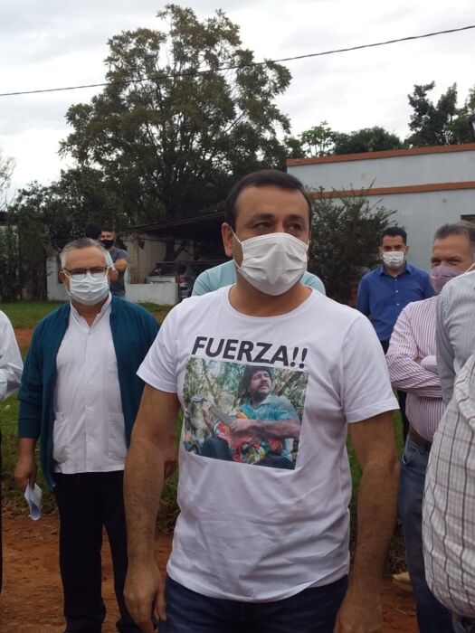 La remera de Herrera Ahuad que se hizo viral: “Fuerza!!” para Joselo Schuap 1 2 - d554d720 6f3c 4a33 bfdb 192d1a14923e - 1