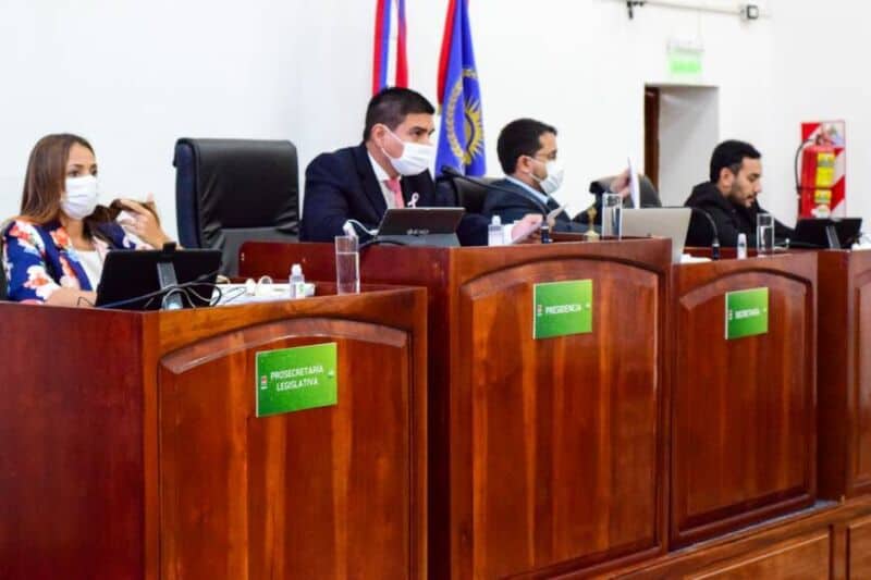 Para revalidar la licencia, taxistas posadeños deberán saber maniobras de RCP 1 2 - concejo - 1