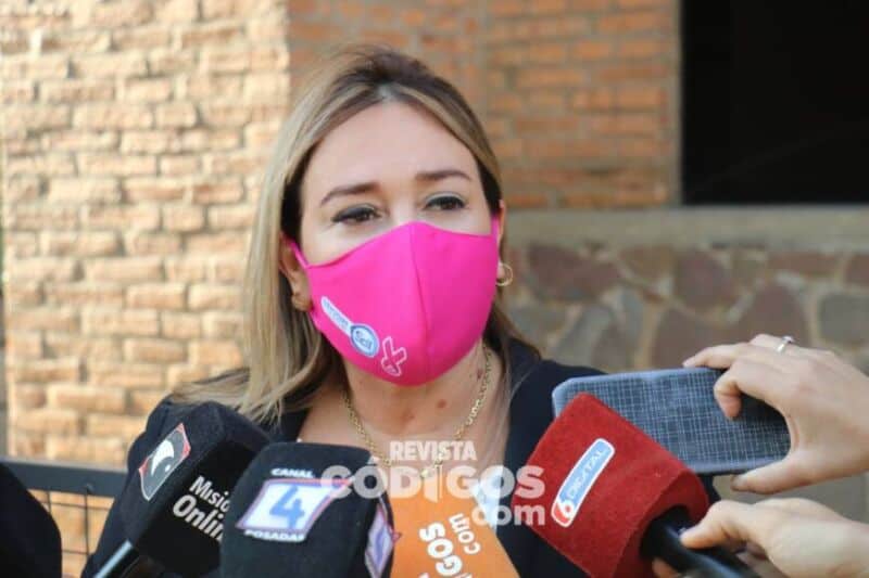 Declararon de interés provincial la prevención del embarazo no intencional en la adolescencia 1 2 - silvia rojas - 1