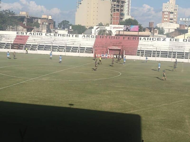 Regional Amateur: Mitre perdió 2-0 frente a Victoria y está obligado a ganar en Corrientes 1 2 - Mitre 2 - 1