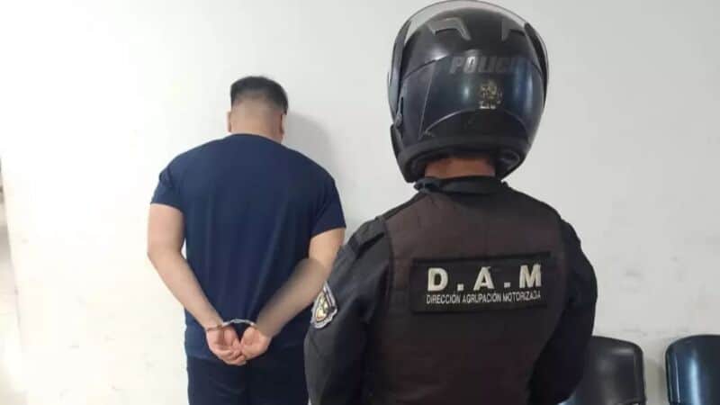 Dos detenidos y una moto secuestrada de dudosa procedencia 1 2 - WhatsApp Image 2022 02 22 at 12.28.54 - 1