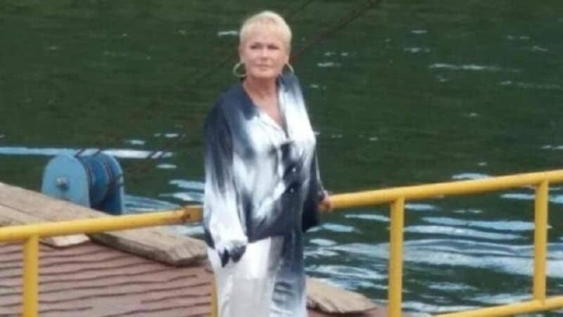 Xuxa, en Misiones: “la reina de los bajitos” tuvo un fugaz paso por Alba Posse 3 6 - xuxa en alba poss - 5