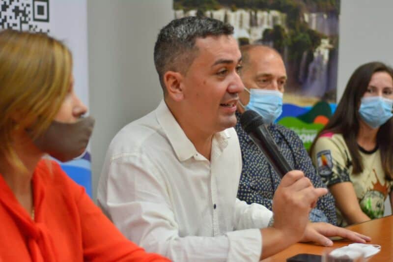 Preparan la 3° Fiesta Provincial de la Biodiversidad y la 5° edición de “Limpieza Binacional del Río Uruguay” 1 2 - Presentacion Fiesta Biodiversidad Limpieza Uruguay 2 - 1