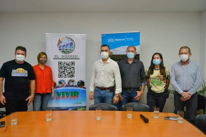 Preparan la 3° Fiesta Provincial de la Biodiversidad y la 5° edición de “Limpieza Binacional del Río Uruguay” 3 6 - Presentacion Fiesta Biodiversidad Limpieza Uruguay 3 - 5
