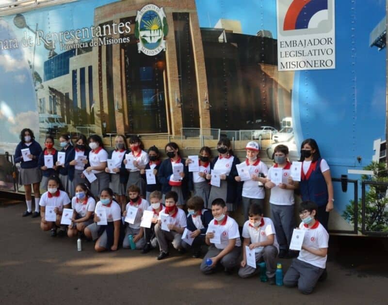 <strong>Aprender en las visitas guiadas a la Legislatura “es más fácil y divertido”, aseguran los estudiantes</strong> 15 30 - D9707D48 C8FE 492A B69A DBEE0D85A067 - 29