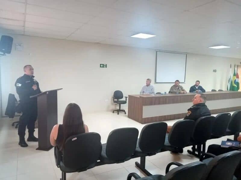 Fuerzas de Argentina y Brasil se reunieron en Bernardo de Irigoyen para fortalecer la seguridad en las fronteras 1 2 - Seguridad 2 - 1