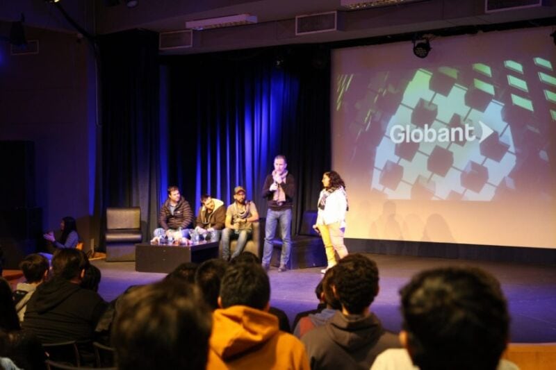 Silicon Misiones fomenta la formación de profesionales en el ámbito IT 4 8 - Charla Globant 6 - 7