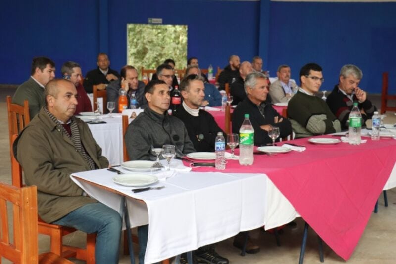 Hacienda y Agro definieron agenda de trabajo con la Codeim 5 10 - codeim y hacienda 3 - 9