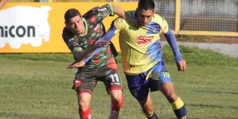 Guaraní y Mitre ganaron en el inicio del torneo Provincial 2 4 - Bartolome Mitre 2 - 3