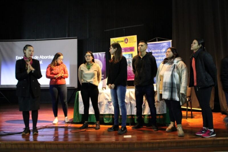 Puerto Esperanza vivió la Jornada Regional de Abordaje de las Adicciones 3 6 - Esperanza Abordaje 3 - 5