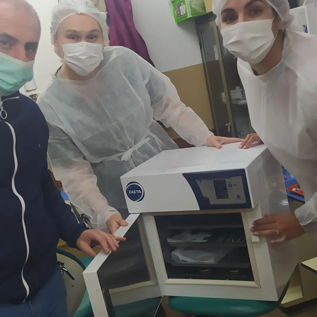 Entregaron nuevo equipamiento al Hospital Favaloro de Posadas 2 4 - Odontologia 9 - 3