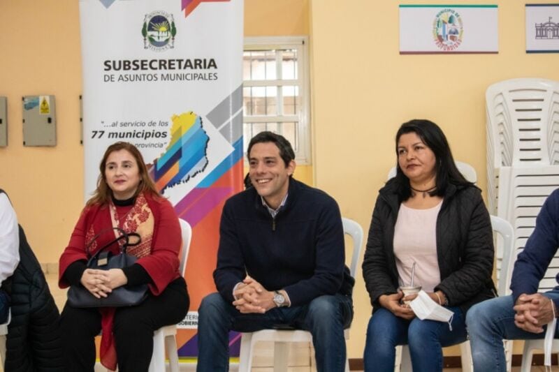 Realizaron tres encuentros para definir acciones con el fin de llevar más servicios a los municipios 2 4 - asuntos municipales 4 - 3