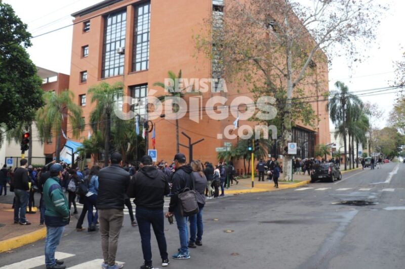 Residuos acumulados y problemas en el tránsito posadeño por el conflicto municipal 1 2 - conflito municipal 1 - 1