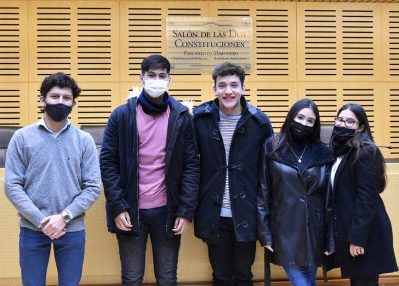 Estudiantes de abogacía profundizaron sus conocimientos en la Legislatura 4 8 - estudiantes en la legislatura 4 - 7