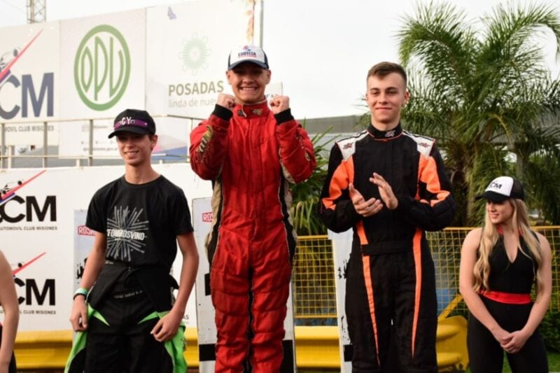 Exitoso espectáculo del karting en Posadas durante el fin de semana 2 4 - karting 2 - 3