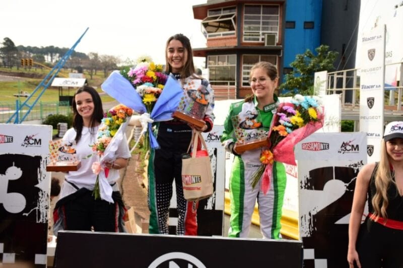 Exitoso espectáculo del karting en Posadas durante el fin de semana 8 16 - karting 8 - 15