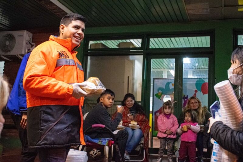 Operativo en red: intensifican recorridas para asistir a personas afectadas por la ola polar 2 4 - operativo 3 - 3