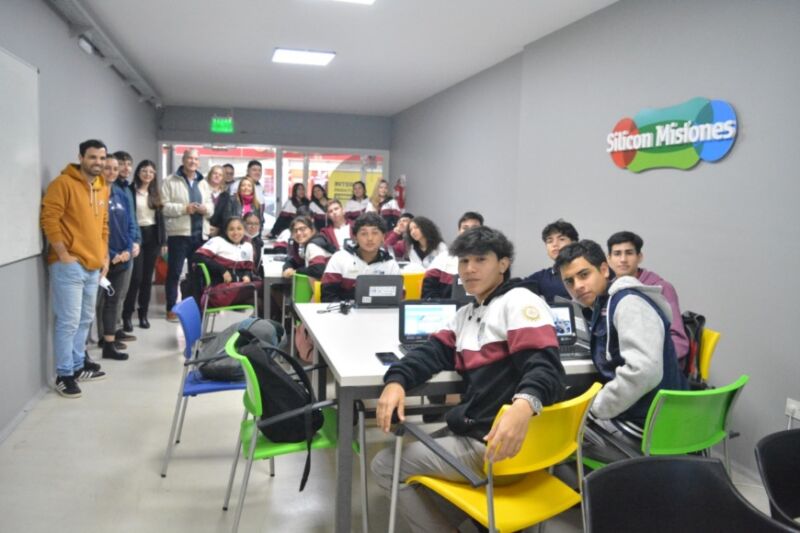 Silicon Misiones comenzó el taller de Contenidos Transversales 4.0 2 4 - silicon 1 - 3