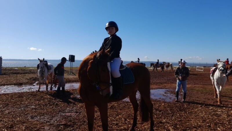 El Club Hípico Casco Rosado vive a pleno la “Copa Ciudad de Posadas” 2 4 - tonero hipico2 1 - 3