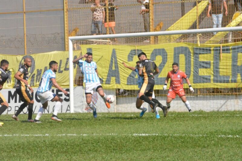 Federal A: Crucero le puso fin a su racha negativa con un triunfo por 1-0 ante Racing de Córdoba en Santa Inés 1 2 - Crucero 1 1 - 1