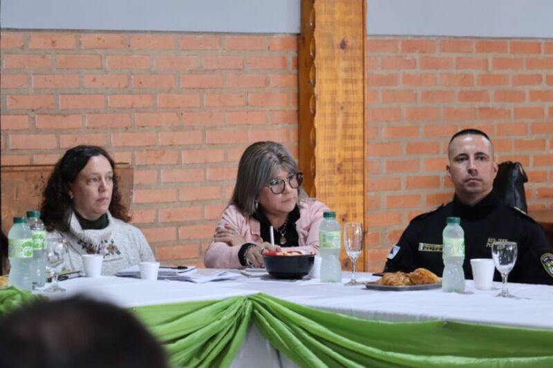 Fortalecimiento de la gestión municipal: realizaron reunión con intendentes de la zona norte 4 8 - Min. de Gobierno a los Municipios 7 - 7