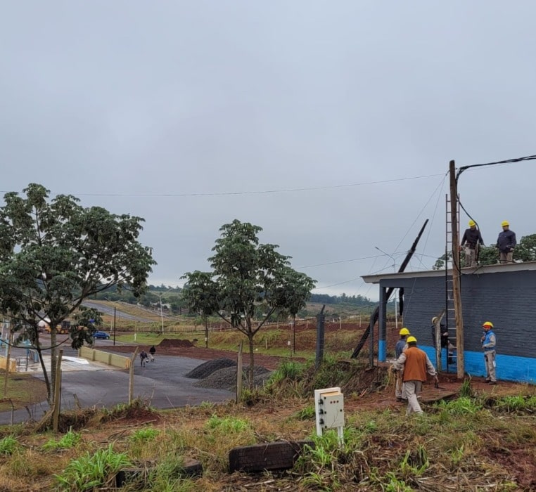Energía de Misiones avanza con la puesta a punto del Autódromo posadeño 1 2 - Trabajos Autodromo Rosamonte 7 - 1