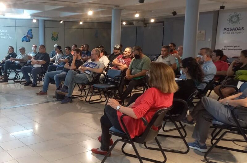 Capacitan a productores de cerveza artesanal en Posadas 3 6 - cervezas 1 - 5