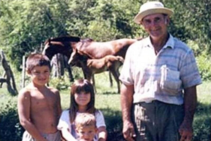 Familia desaparecida hace 20 años: ofrecen recompensa de $9 millones 1 2 - padre hijos desaparecidos - 1