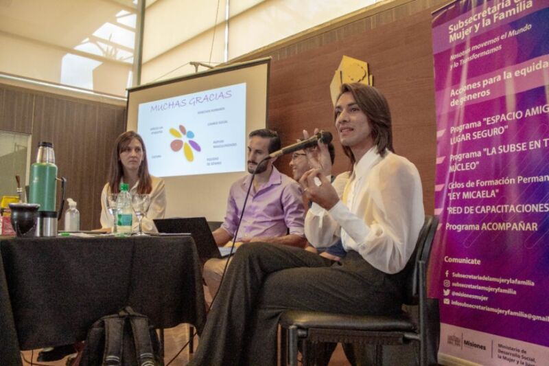 Se realizó la segunda sesión plenaria de trabajo del Consejo Provincial de Áreas de Género 2 4 - plenario desarrollo social y genero 2 - 3