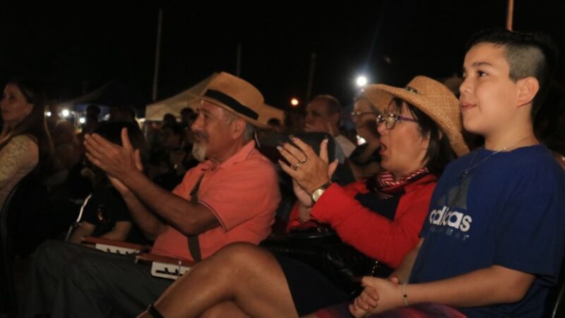 Posadas disfrutó de una noche folklórica en el ciclo de festivales de invierno 4 8 - posadas 2 8 - 7