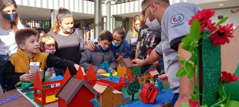 Gran convocatoria en la Pre-Gala de la Escuela de Robótica 3 6 - pre gala 5 - 5