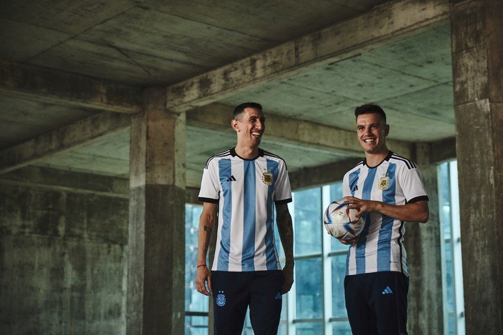 Adidas presentó la nueva camiseta de la Selección 2 4 - seleccion3 - 3