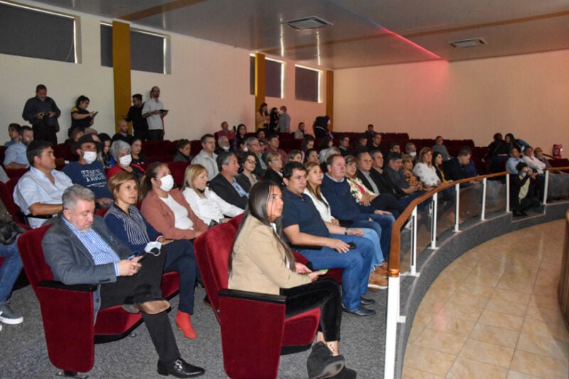 Capacitaron a emprendedores turísticos de la Zona Centro y del Alto Uruguay 6 12 - Capacitaron a emprendedores turisticos 10 - 11