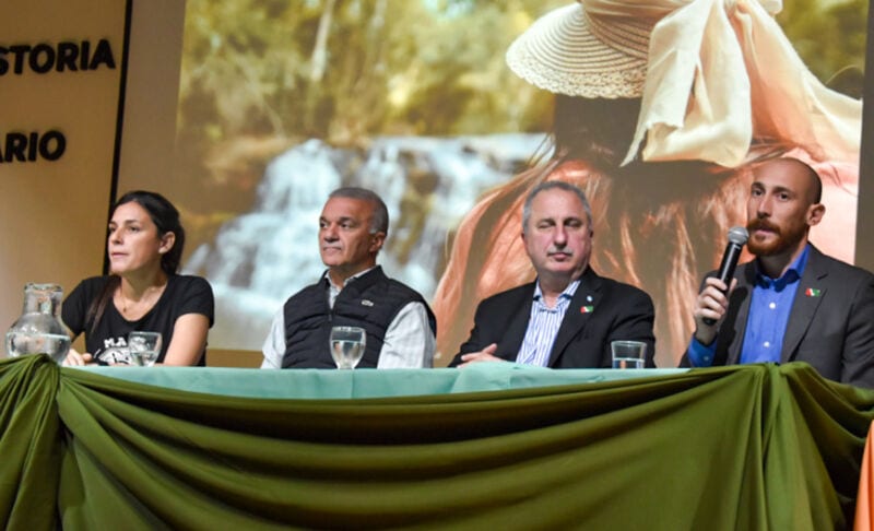 Capacitaron a emprendedores turísticos de la Zona Centro y del Alto Uruguay 1 2 - Capacitaron a emprendedores turisticos 14 - 1