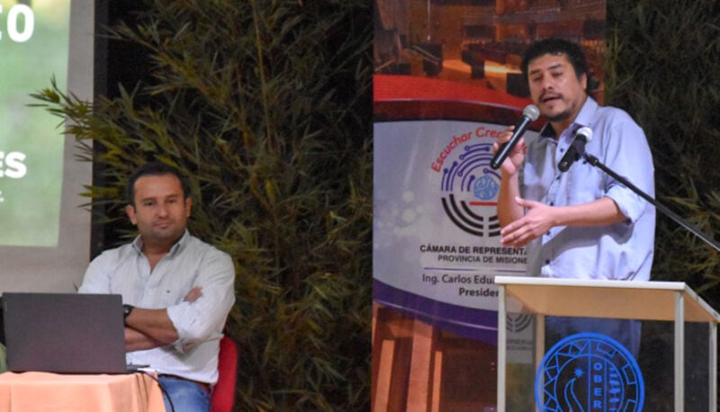 Capacitaron a emprendedores turísticos de la Zona Centro y del Alto Uruguay 8 16 - Capacitaron a emprendedores turisticos 5 - 15