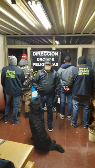 Capturaron a dos hombres con cocaína que pretendían viajar a Buenos Aires 1 1 - Capturaron a dos hombres con cocaína