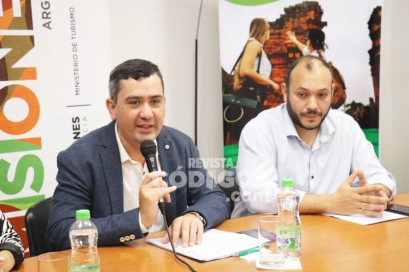Presentaron el primer Hackathon Tur Misiones para potenciar ideas innovadoras 5 10 - Presentaron el primer Hackathon Tur Misiones 11 - 9