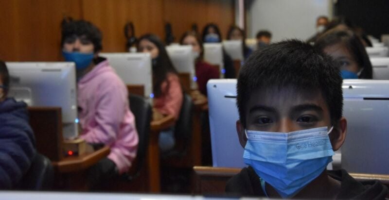 Estudiantes aprendieron el rol del Parlamento misionero en la nueva versión del Embajador Legislativo 6 12 - el rol del Parlamento misionero 10 - 11
