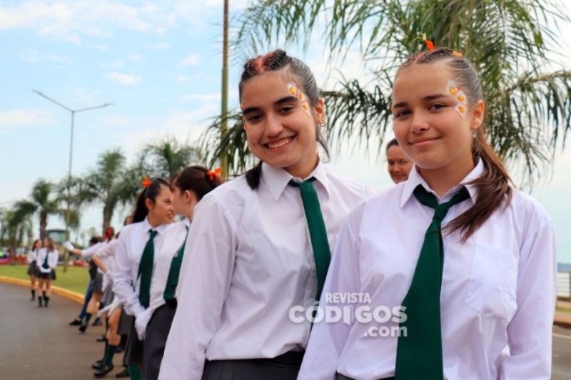 Arrancó en la Costanera de Posadas la prueba piloto de la Estudiantina 2022 1 2 - prueba piloto de la Estudiantina 2022 3 - 1