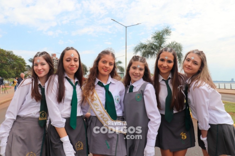 Arrancó en la Costanera de Posadas la prueba piloto de la Estudiantina 2022 3 6 - prueba piloto de la Estudiantina 2022 5 - 5