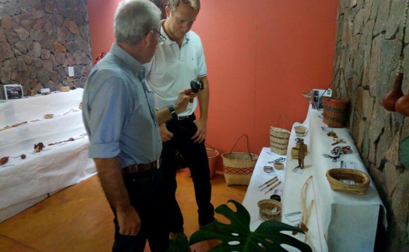 Se inauguró la “Expo Artesanía Mbya” en Salto Encantado