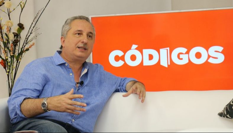 Passalacqua anunció la reducción del 5% en la tarifa eléctrica residencial