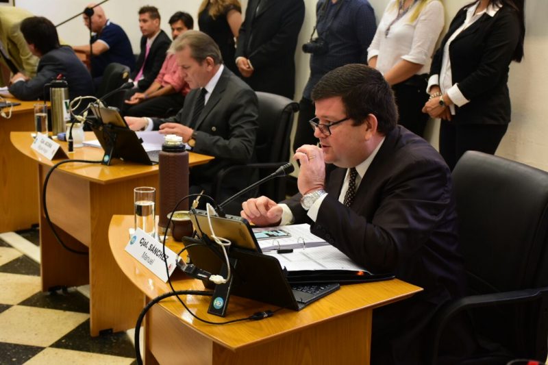 Concejales aprobaron dos resoluciones fomentando al desarrollo comercial e industrial de Posadas